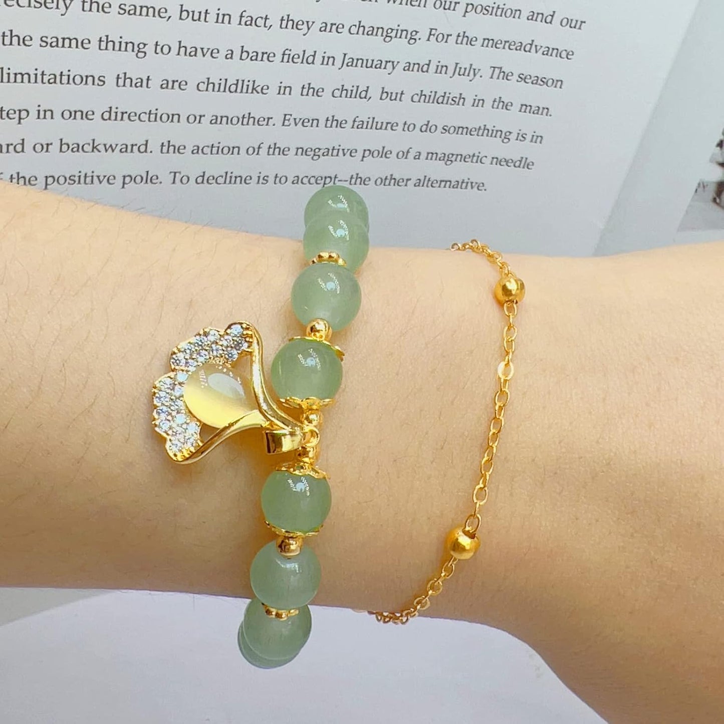 CJIAYUJEW Hotan Jade Leaf Bracelet Natural 2-Layer Green Nephrite Jade Bracelet for Women Round Bead Design with Zircon Leaf Charm Bracelet,Lucky Crystal Bracelet Ladies Jewelry