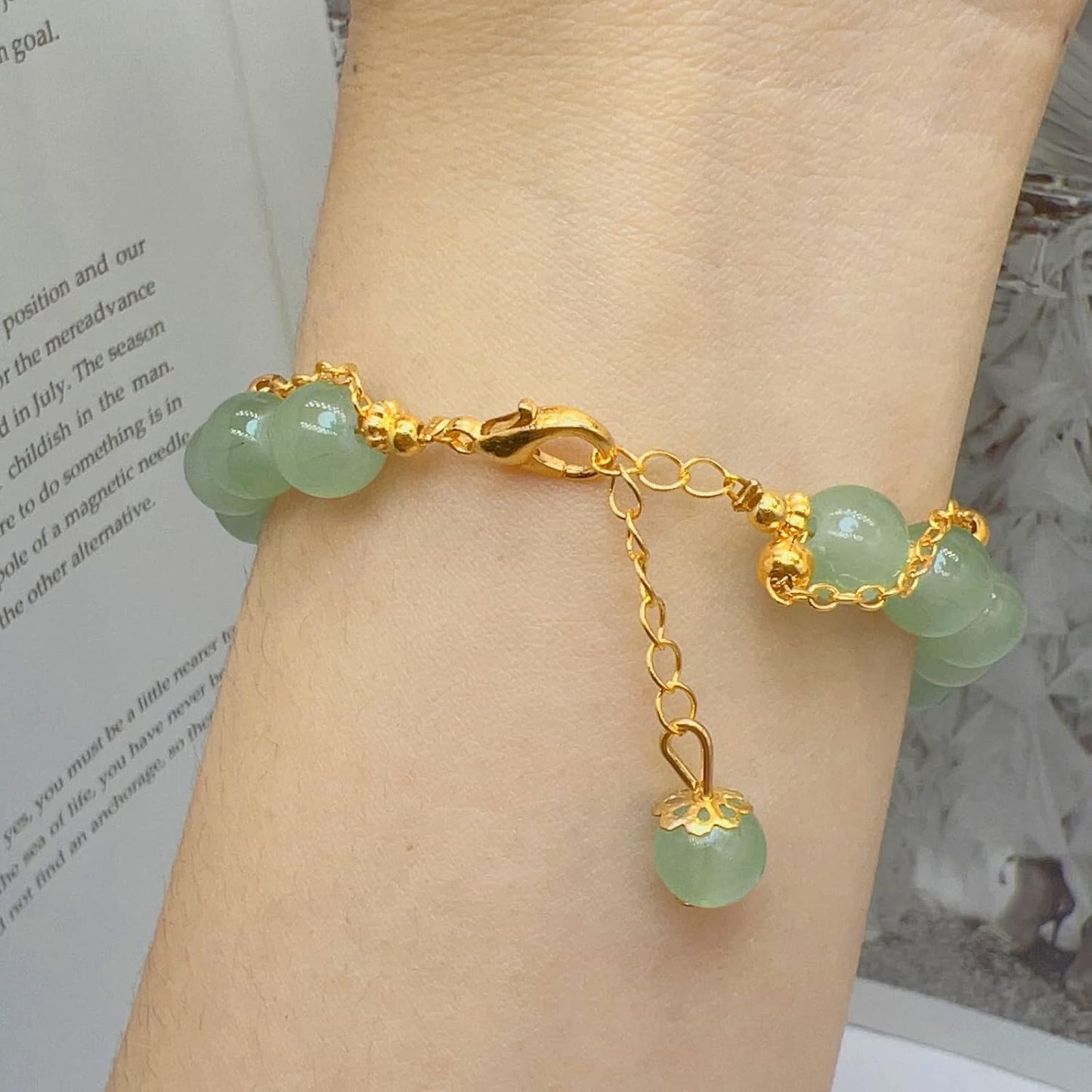 CJIAYUJEW Hotan Jade Leaf Bracelet Natural 2-Layer Green Nephrite Jade Bracelet for Women Round Bead Design with Zircon Leaf Charm Bracelet,Lucky Crystal Bracelet Ladies Jewelry