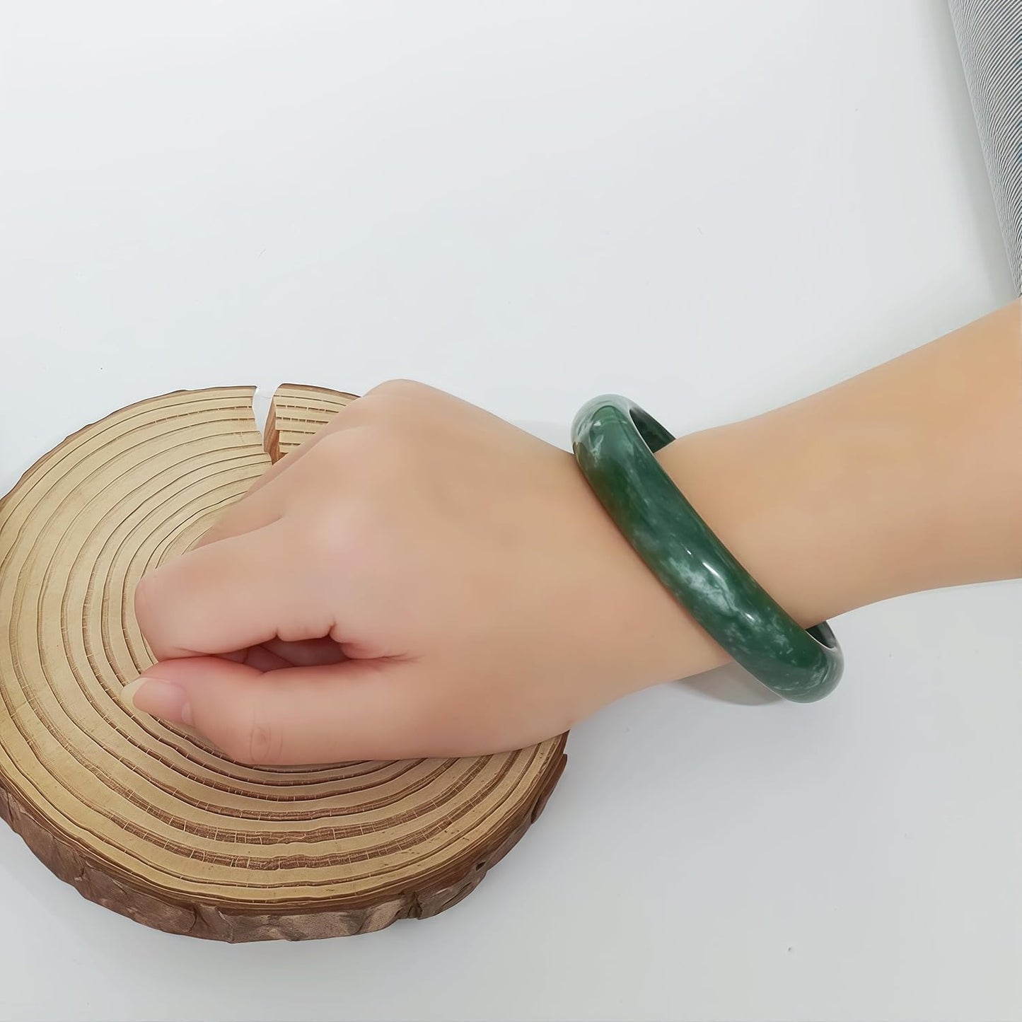 Jade Bracelet For Women, Green Stone Bangle Natural Gradient Chinese Style Bracelets With Box Wealth Fortune Healing Protection Good Luck Jewelry Gift